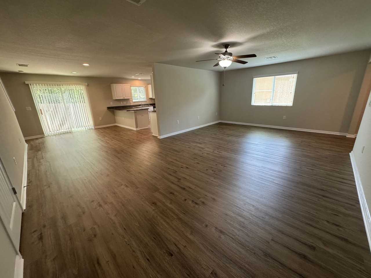 10106 Relic Oaks - Photo 5 of 39