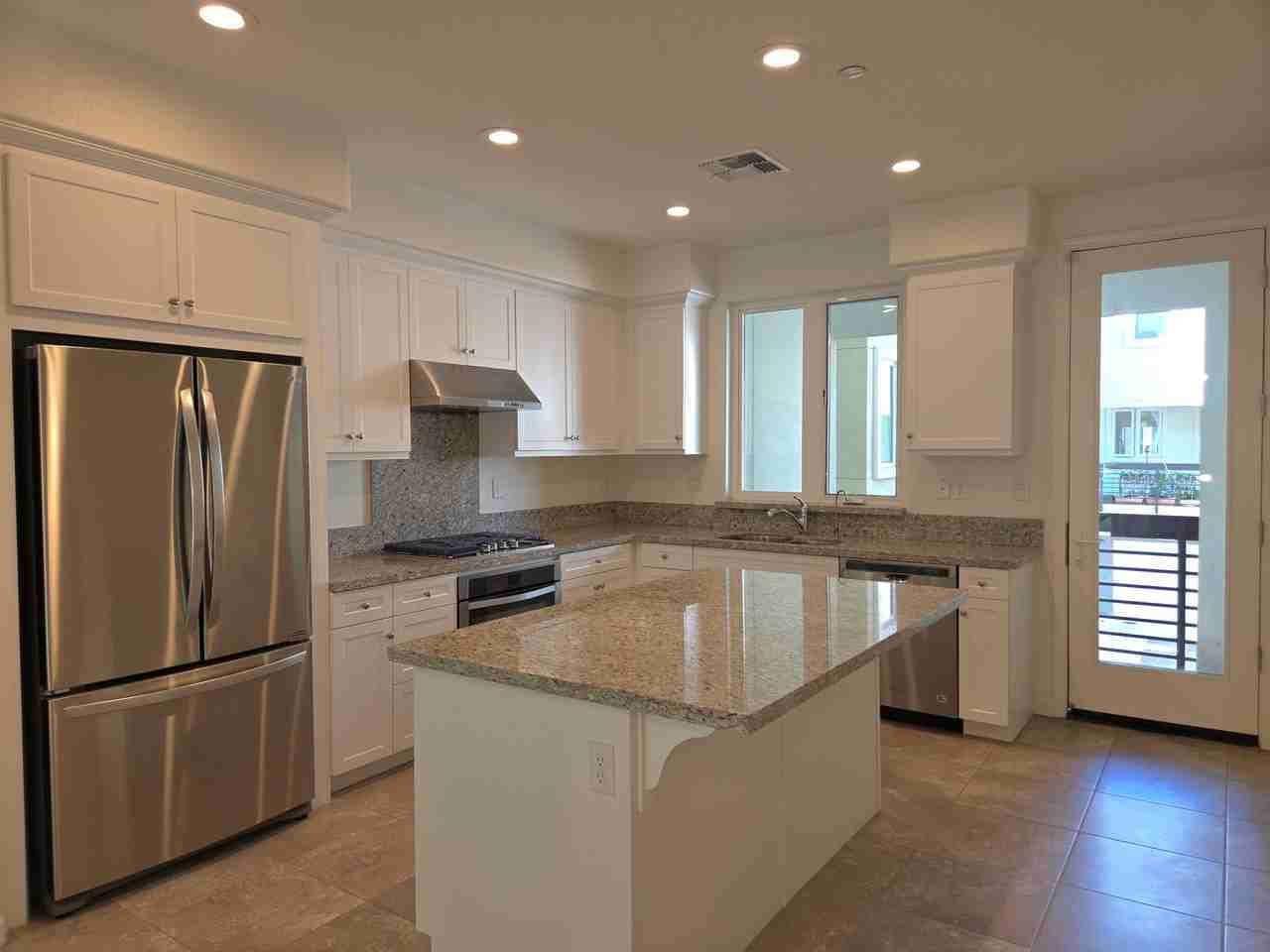 5577 Apex Dr - Photo 6 of 36