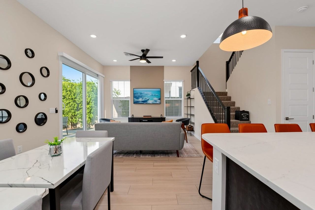 5036 E Campo Bello Dr - Photo 4 of 50