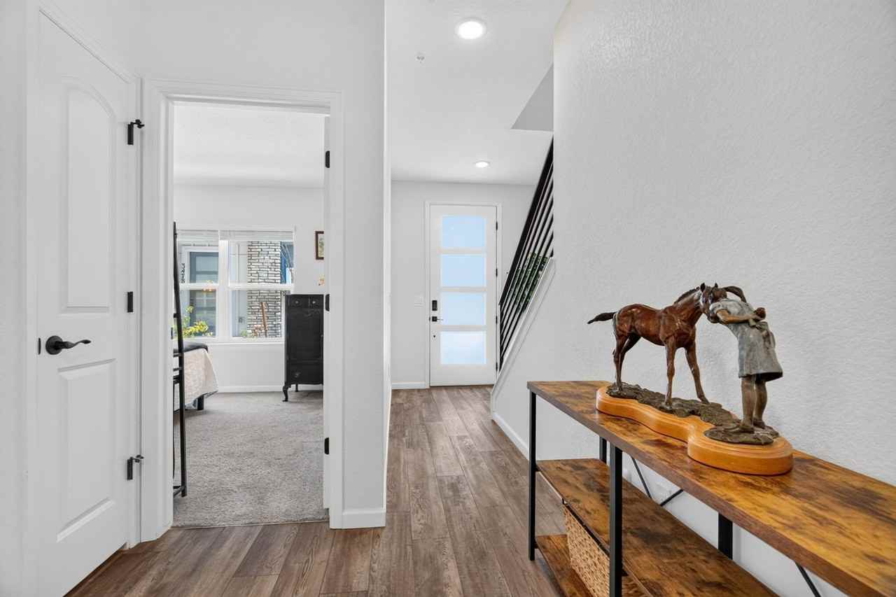 3457 Berg Pt - Photo 5 of 27