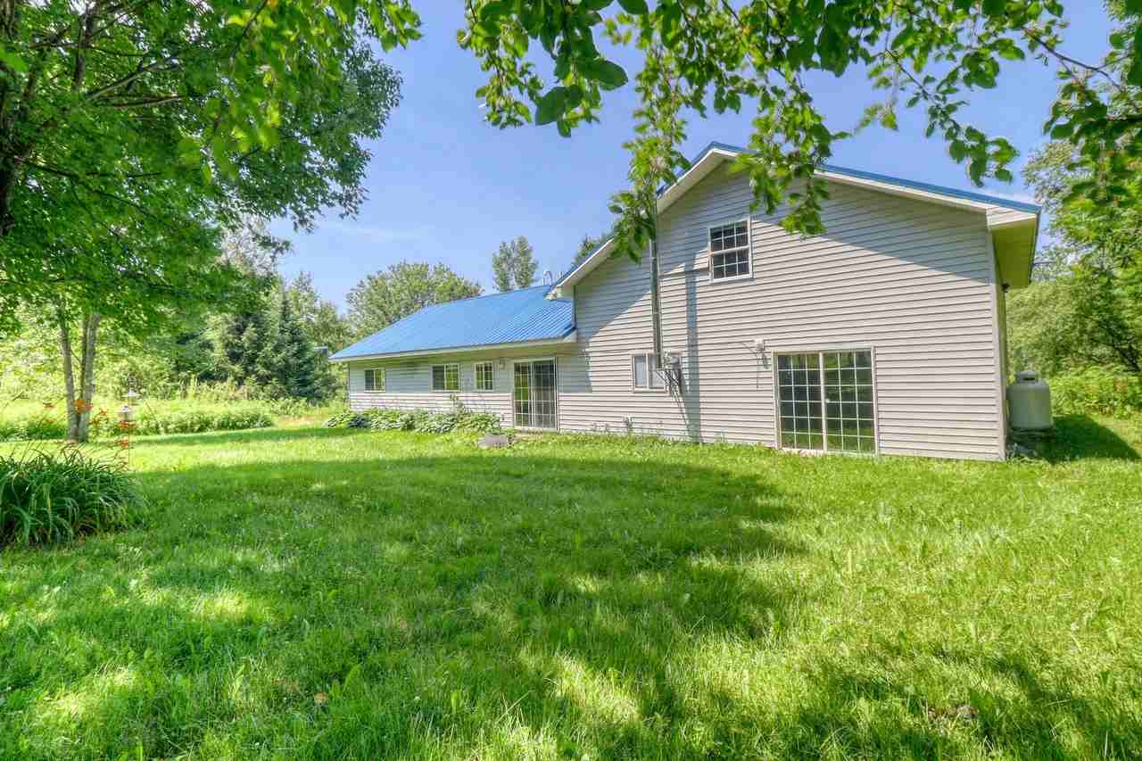 10066 Point Rock Rd - Photo 5 of 38
