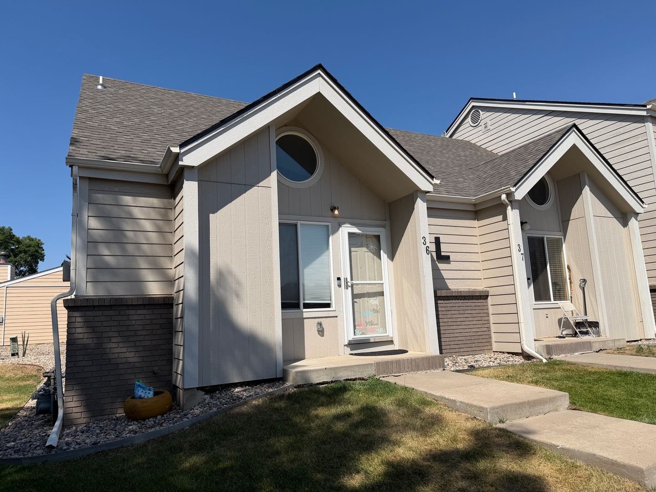 2900 Ross Dr Apt L36 - Photo 3 of 16