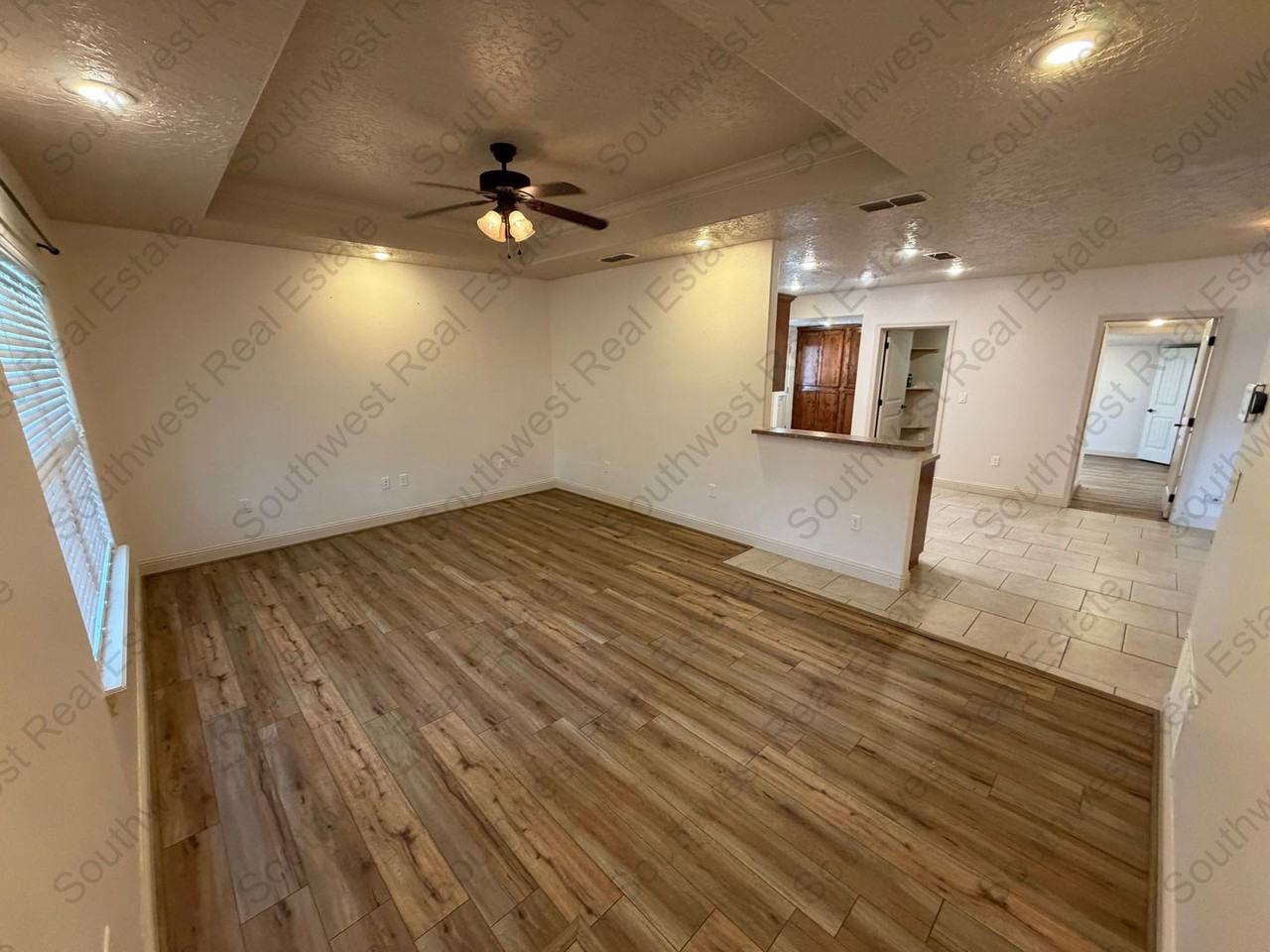 1311 Gidding St - Photo 6 of 20