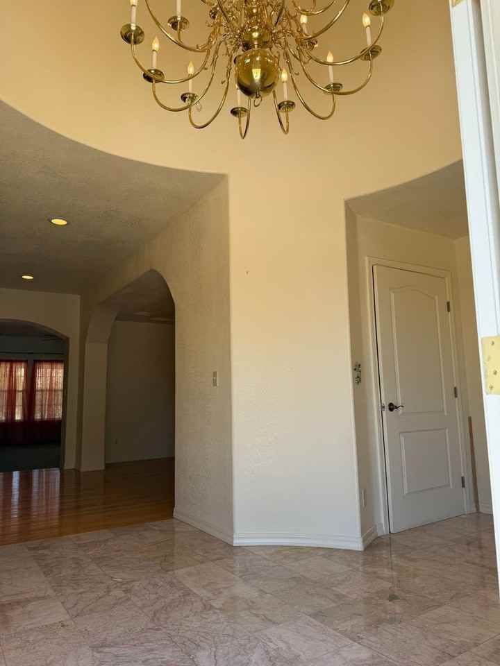 38908 Millwood Dr - Photo 3 of 31