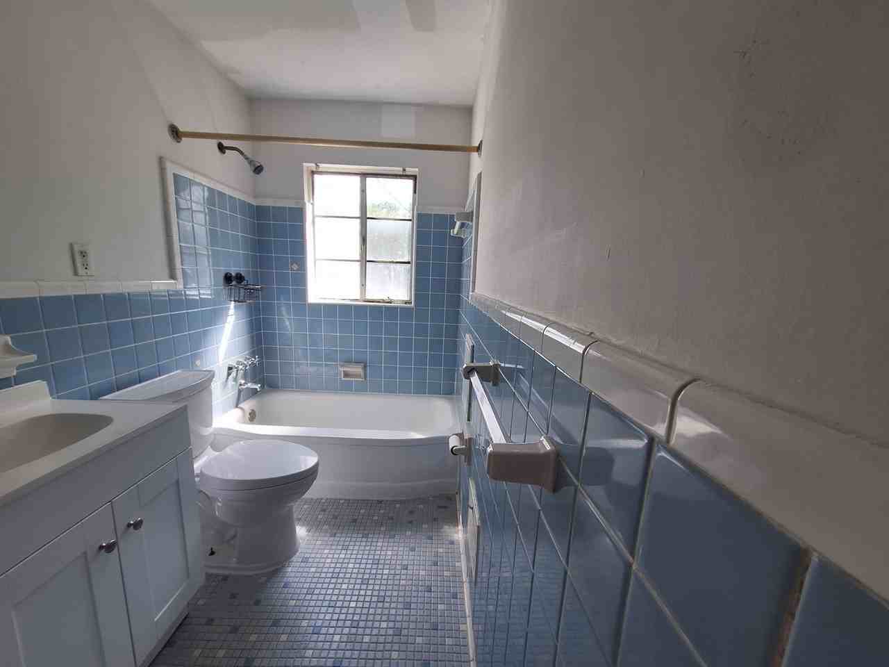 4146 University Pl - Photo 4 of 29