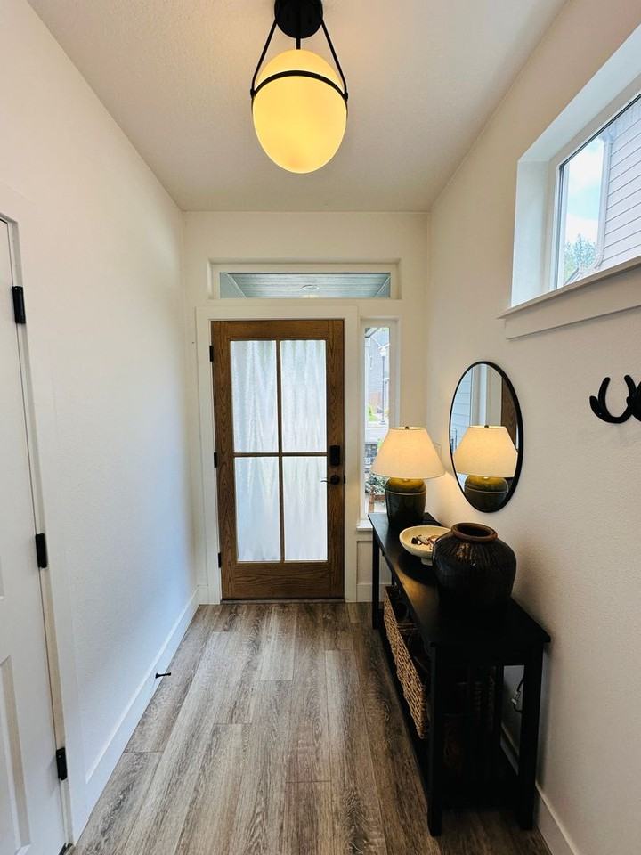 158 S 39th Dr - Photo 5 of 35