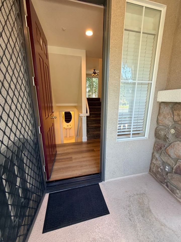 23 Tulare Dr - Photo 2 of 27