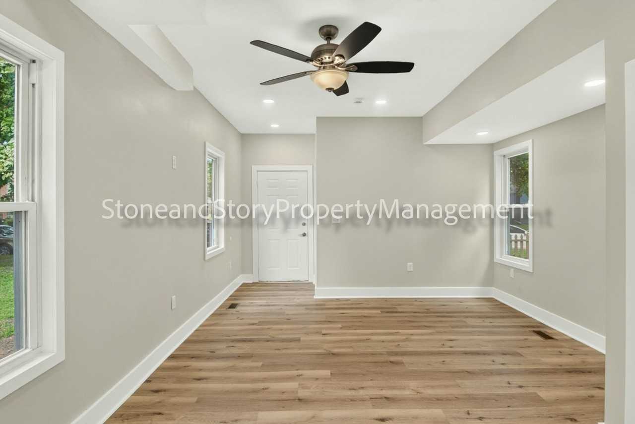 414 Ne Grattan St - Photo 5 of 30