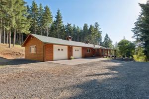 featured image of 2011 Pleasant View Dr