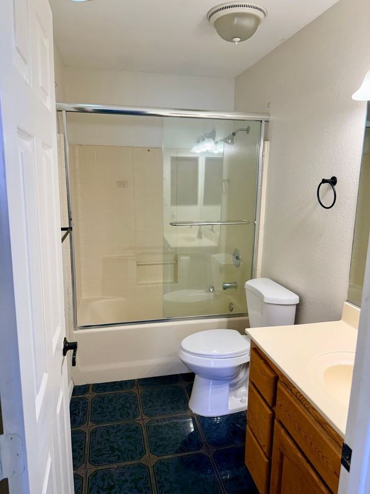 2013 E Mendez St - Photo 5 of 17