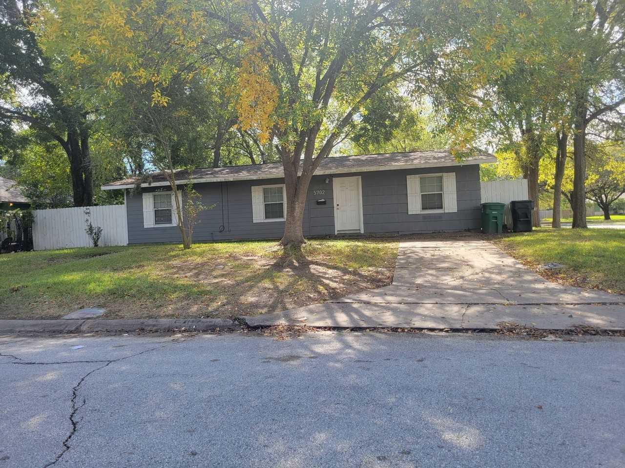 5702 Westover St - Photo 2 of 13