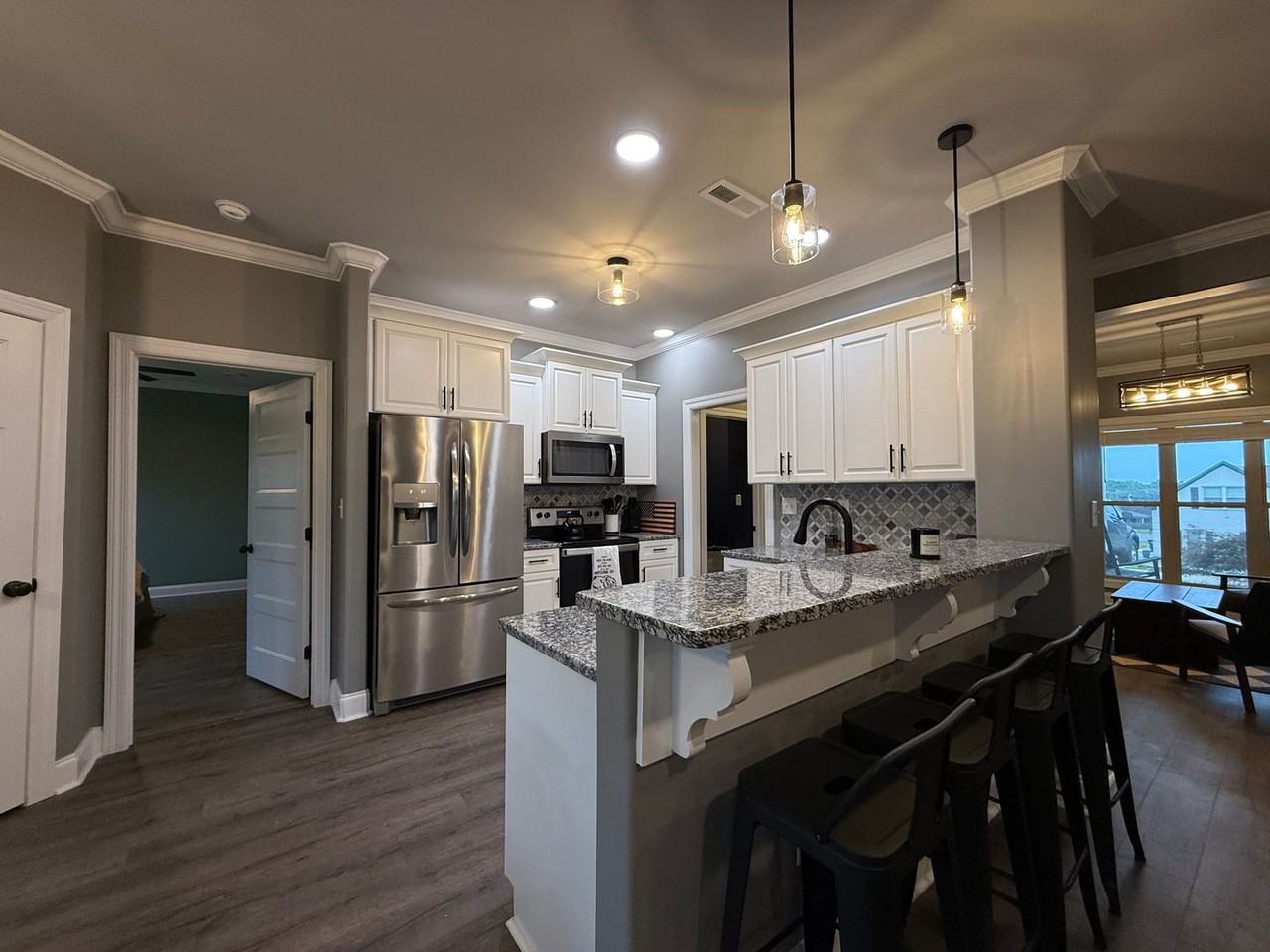 2604 Etna Dr - Photo 7 of 27