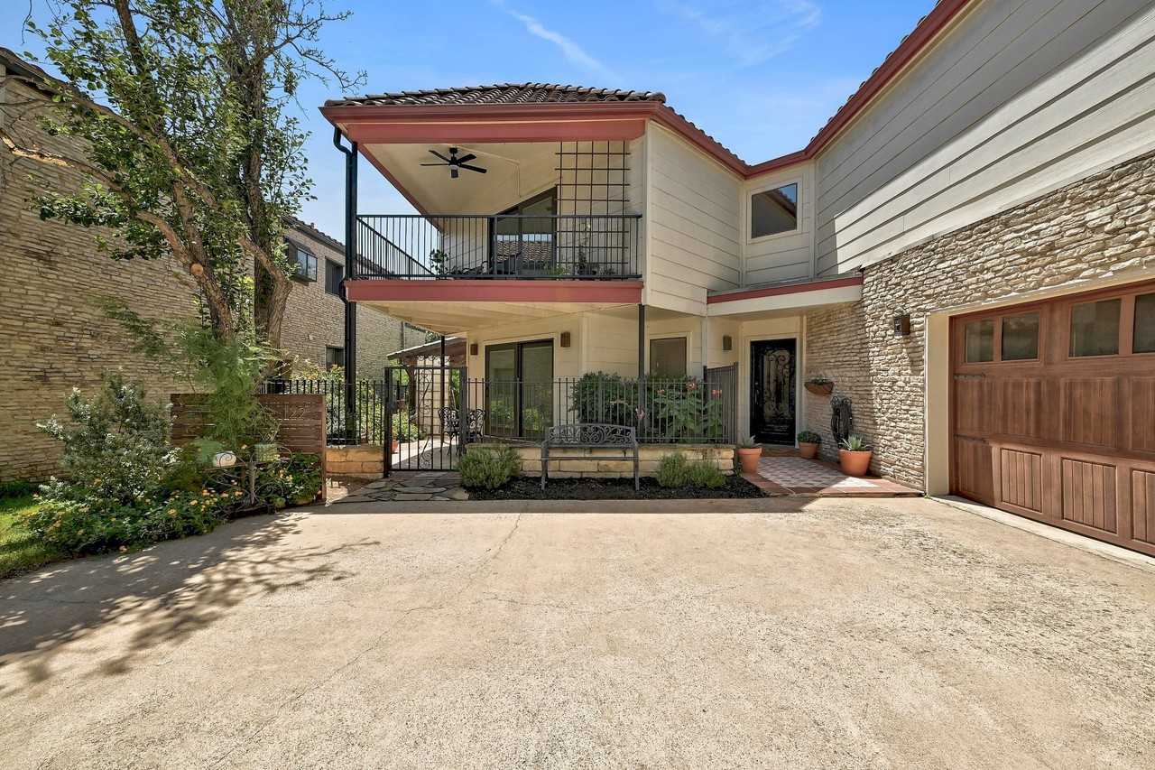 122 Acapulco Dr #NA - Photo 2 of 34