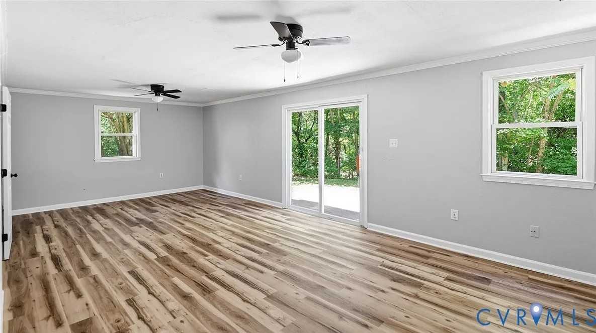 1810 Owens Ct #NA - Photo 5 of 13