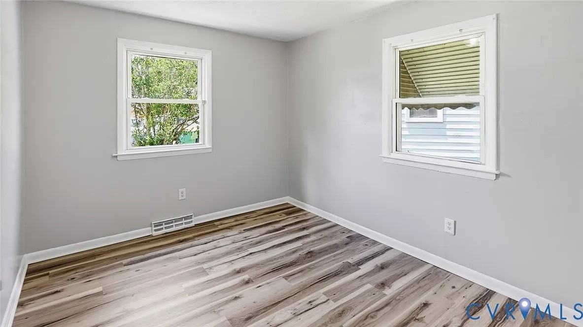 1810 Owens Ct #NA - Photo 7 of 13