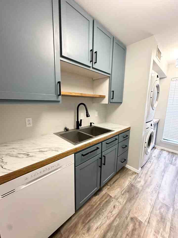 1 Phlox Dr #NA - Photo 3 of 11