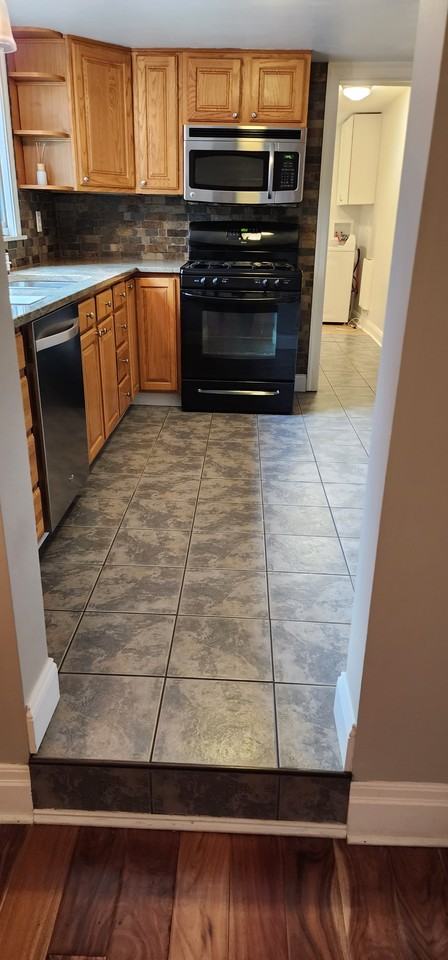 1314 Sarah St #NA - Photo 7 of 16