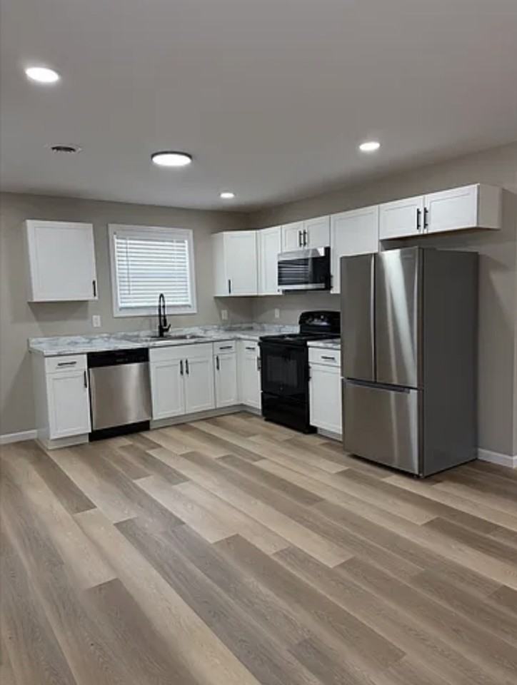 836 Truman St #NA - Photo 6 of 12