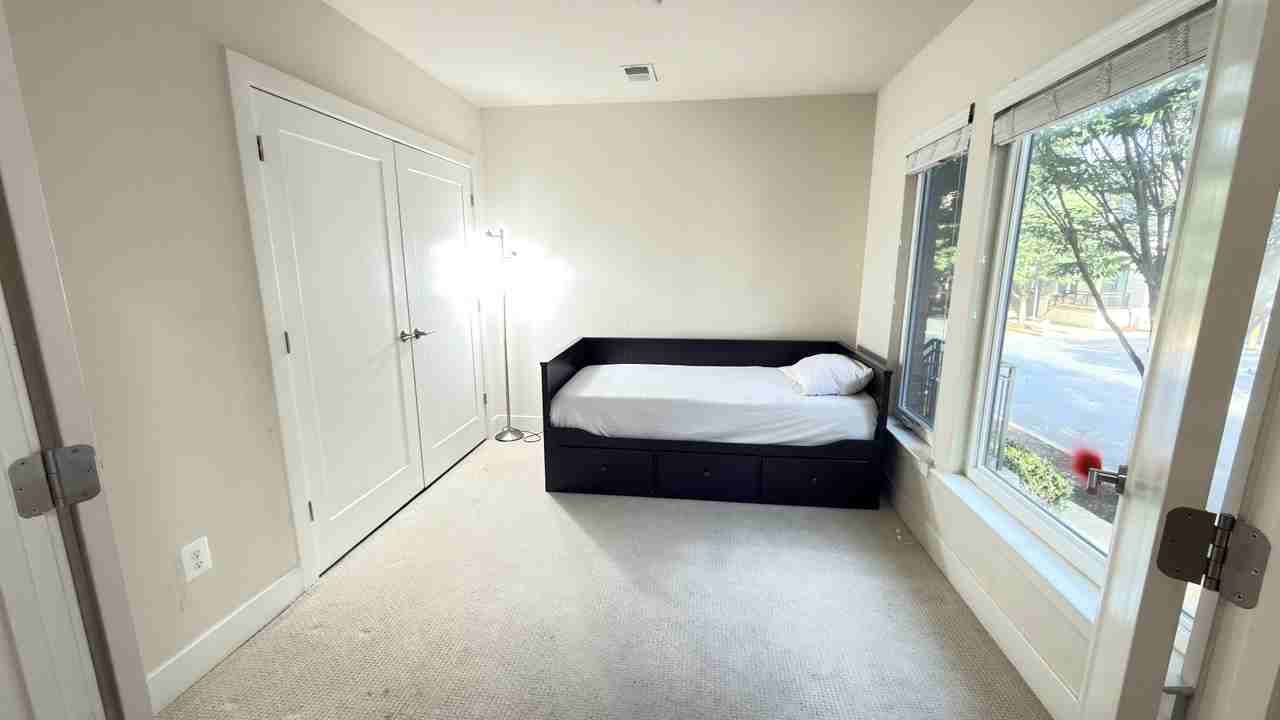 4502 Kennedy St #2 - Photo 5 of 15
