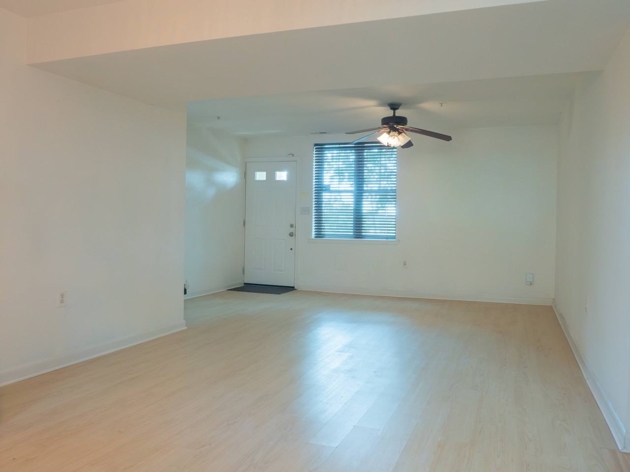 2300 18th St Ne #2300 - Photo 4 of 42