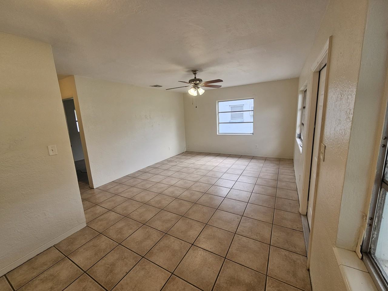 173 38th Ave Se #173 - Photo 7 of 14