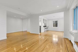 4650 Avenue Bonavista #606 - Photo 1 of 1