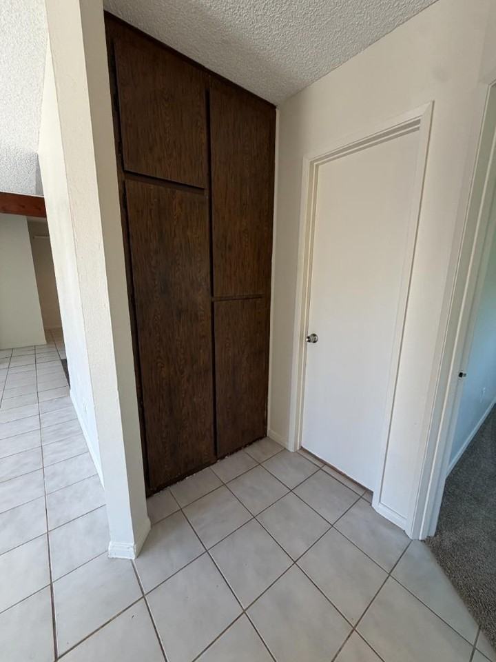 8209 Jema Way - Photo 7 of 11
