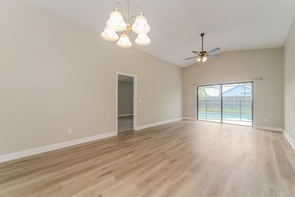 13230 Boulder Woods Cir - Photo 5 of 16
