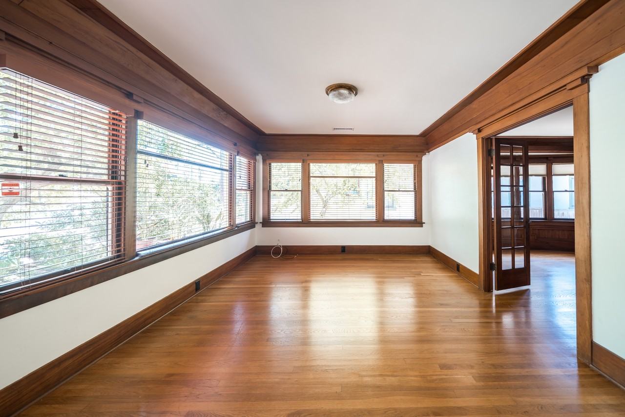 3924 Alameda Pl #1 - Photo 4 of 27