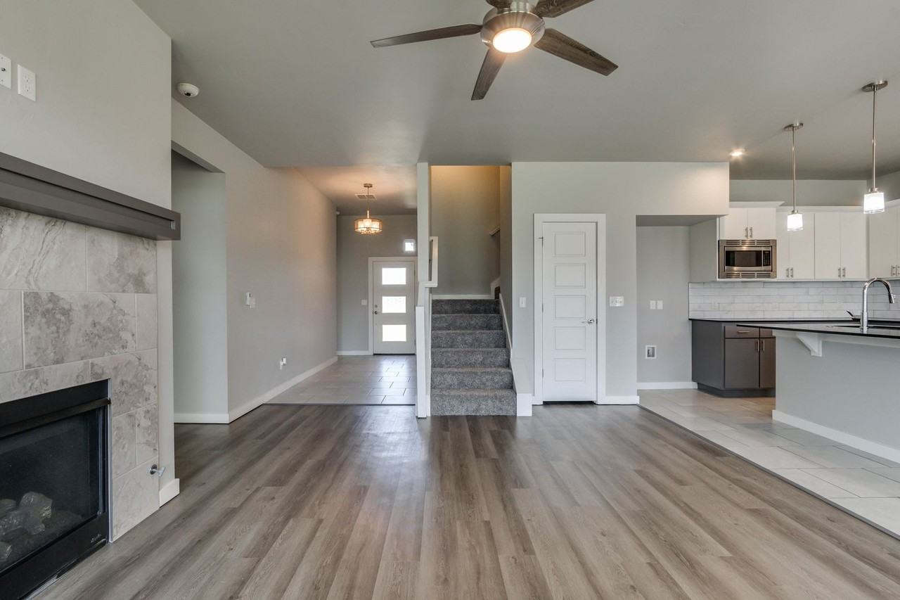 10608 Glover River Dr - Photo 7 of 39