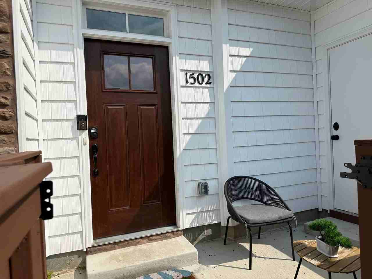 1502 Kathy Ann Way E - Photo 3 of 24