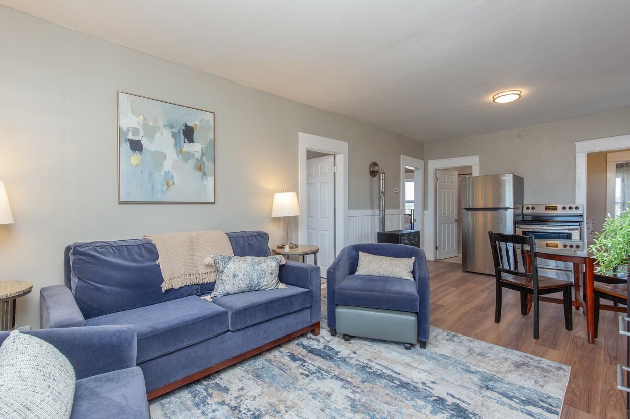 620 Prescott St #2 - Photo 3 of 11