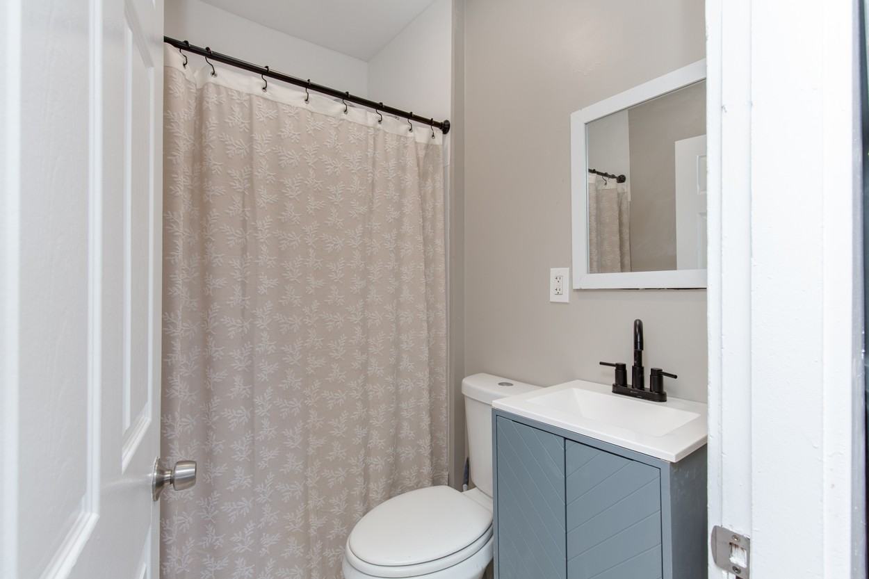 620 Prescott St #2 - Photo 6 of 11