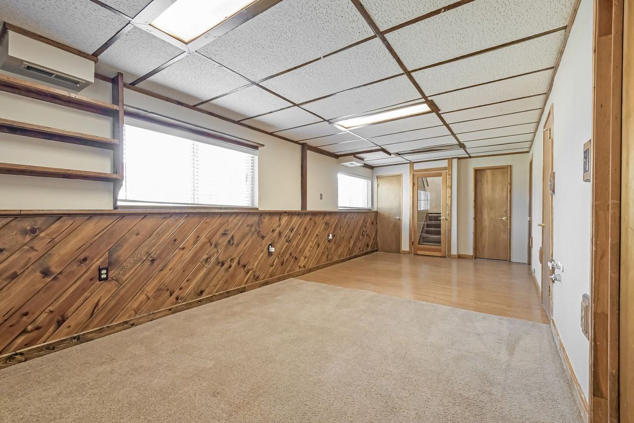 11664 W Saratoga Ave - Photo 6 of 18