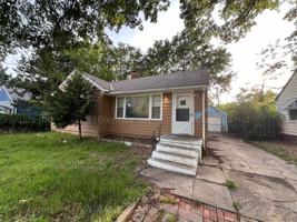featured image of 1707 Harding St