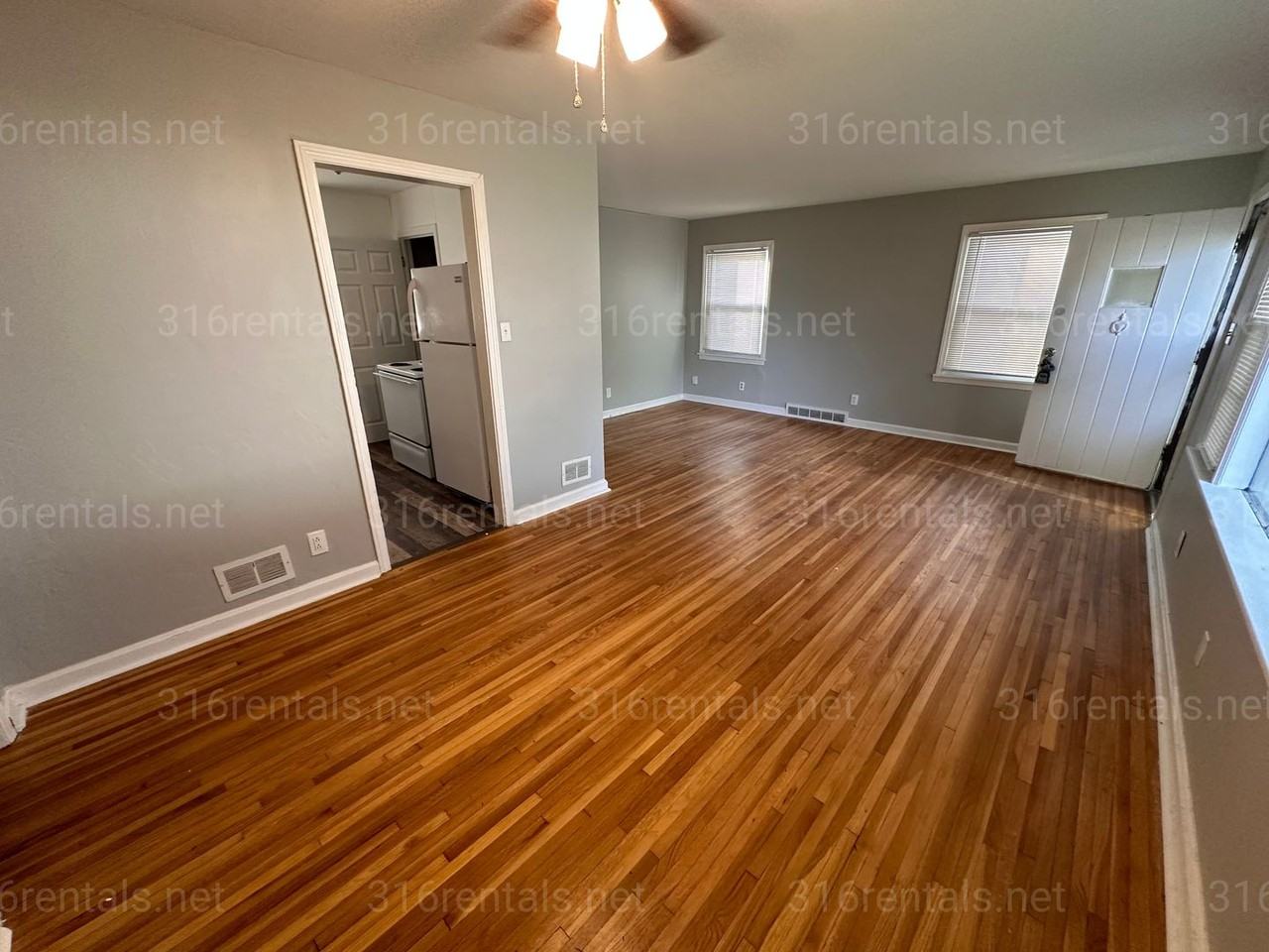 1707 Harding St - Photo 3 of 9