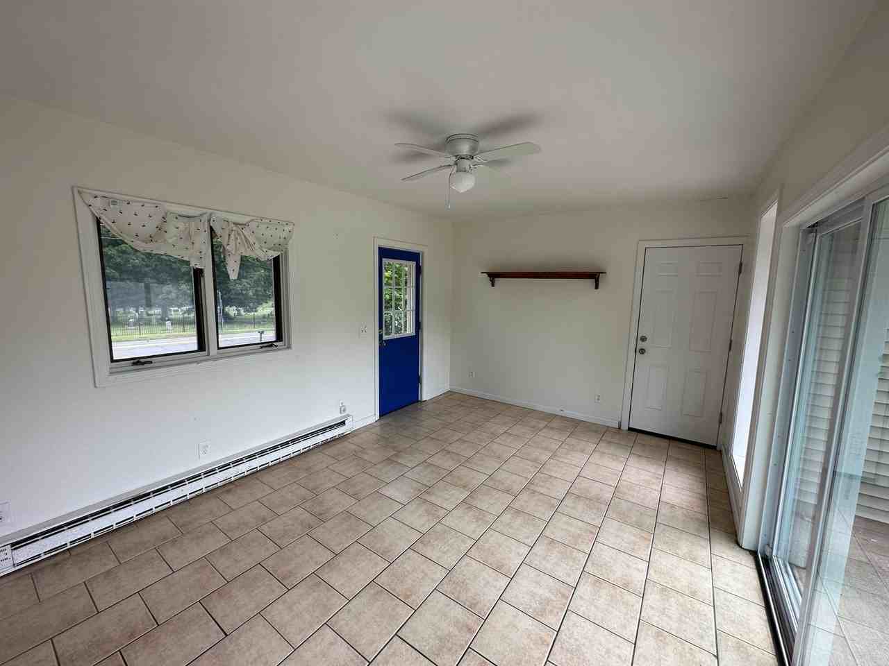 169 Rocky Hill Rd - Photo 4 of 35
