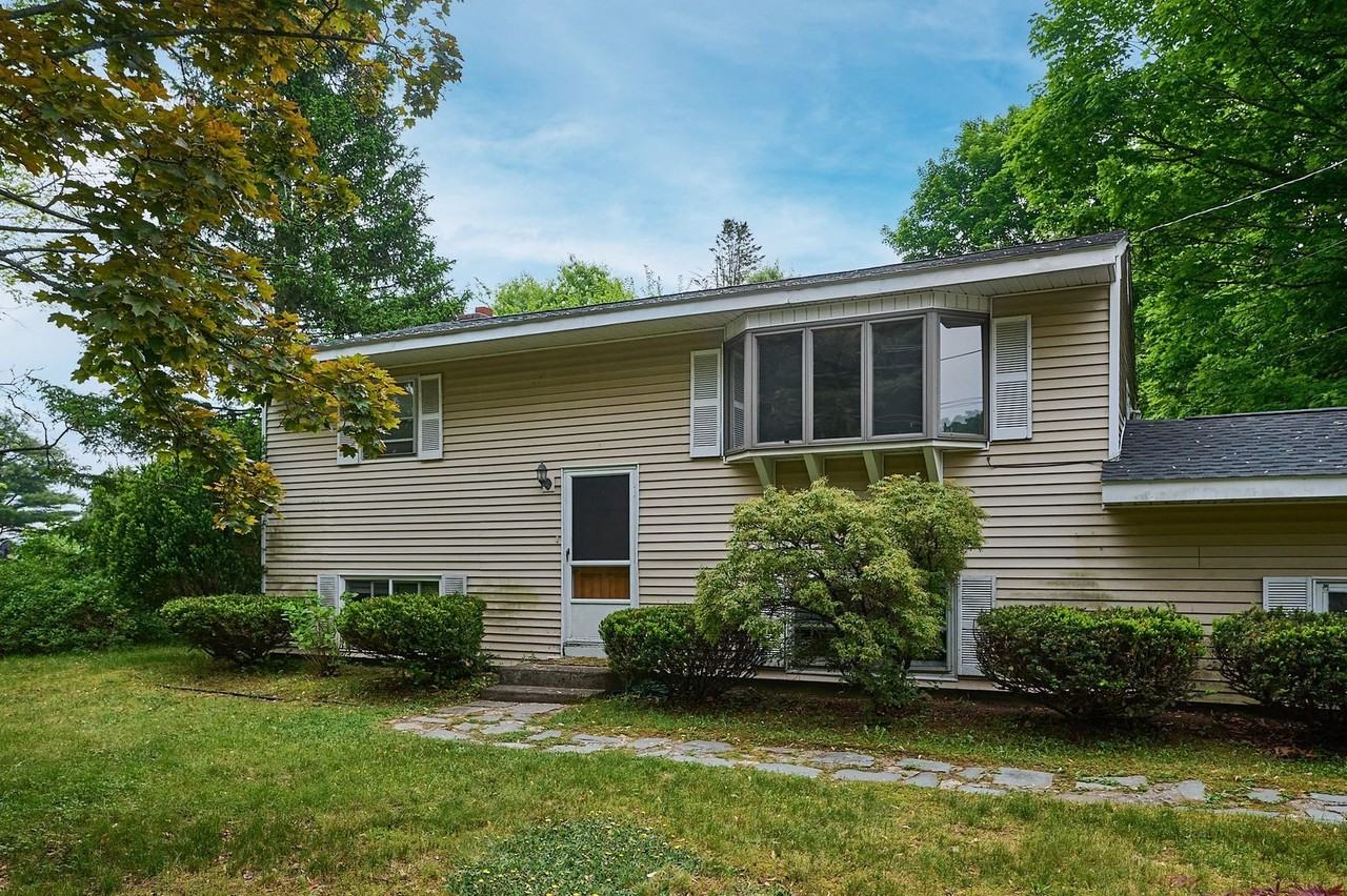 167 Rocky Hill Rd - Photo 3 of 27
