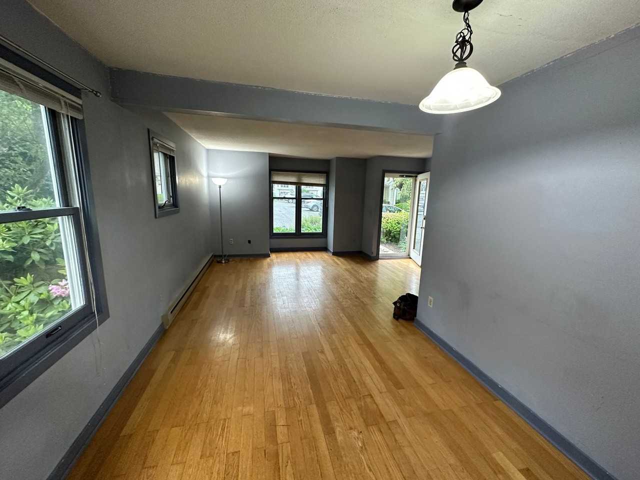 1 Salem Pl - Photo 3 of 22