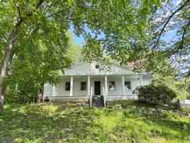 17 N Maple St - Photo 1 of 1