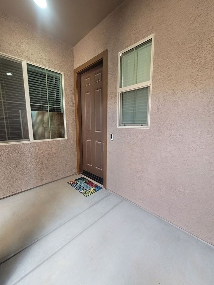 12826 Prairie Aster Ln - Photo 3 of 32