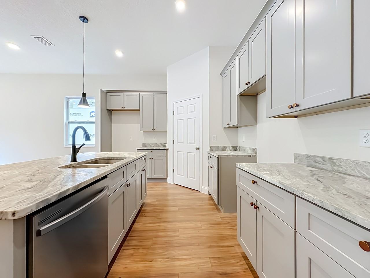 1192 W 25th St #1 - Photo 6 of 24