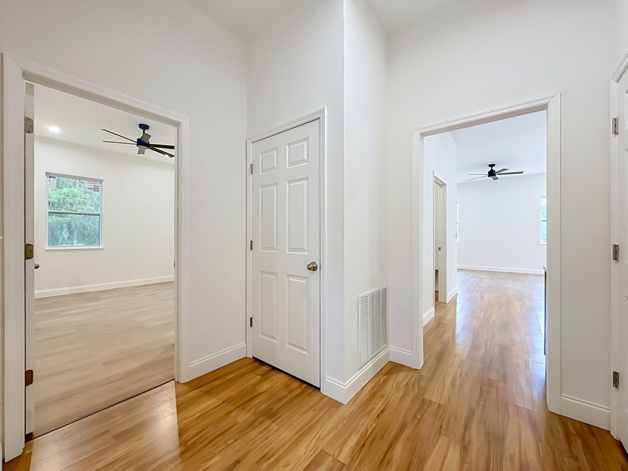 2250 W 13th St #1 - Photo 4 of 35