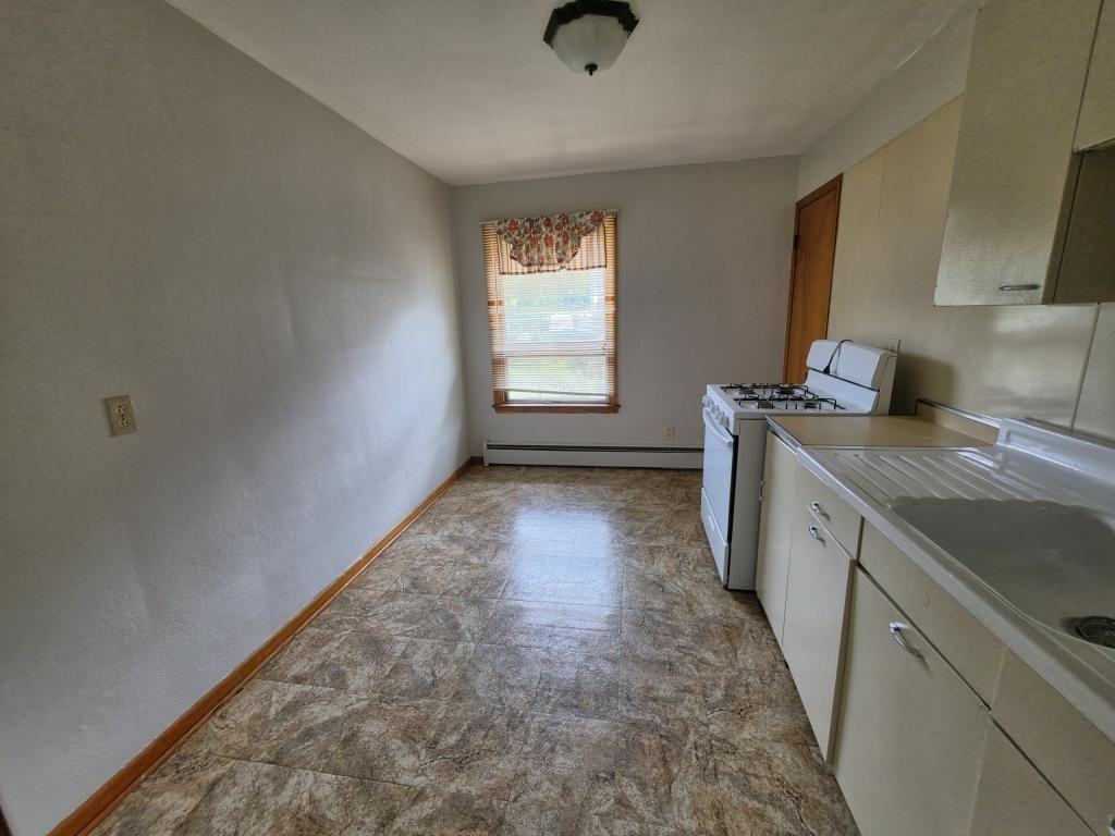 4155 Connecticut St - Photo 4 of 5