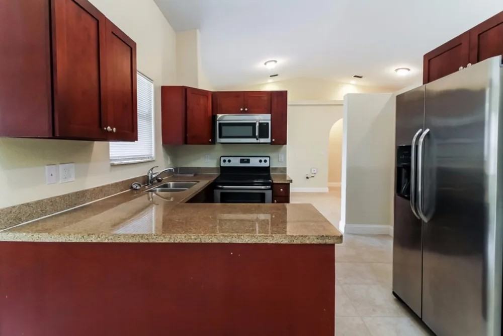 8724 Northwest 142nd Lane - Photo 2 of 5