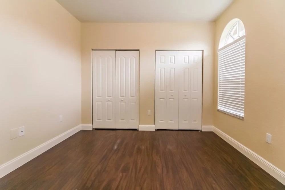 8724 Northwest 142nd Lane - Photo 5 of 5