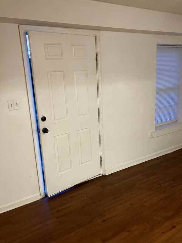 1601 Bedell Ave - Photo 5 of 9