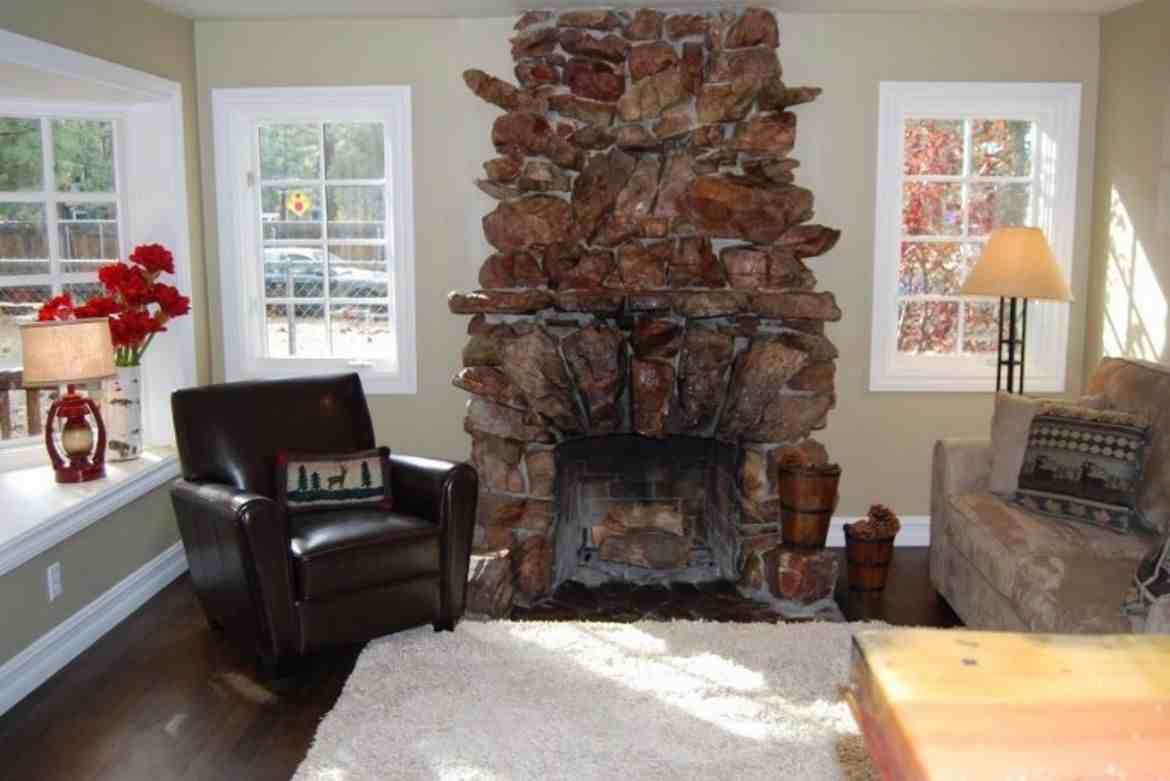 1017 W Sherwood Blvd - Photo 3 of 24