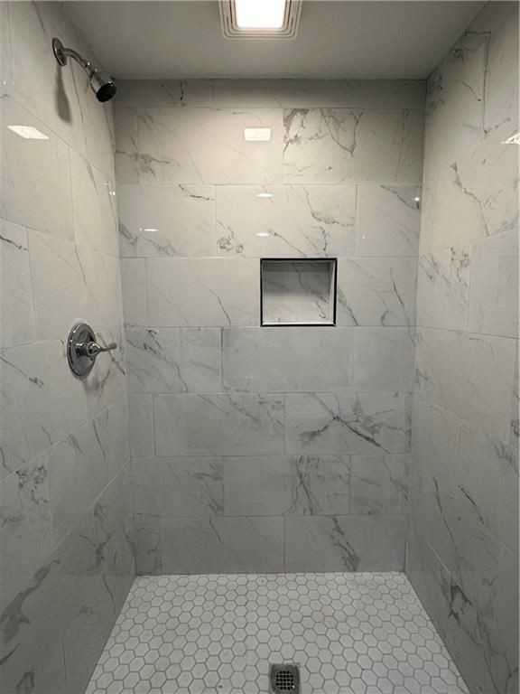 422 Emmett St - Photo 5 of 17
