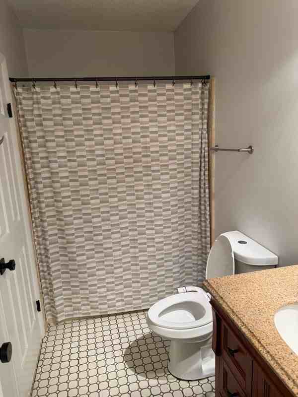 136 Monmouth Way - Photo 7 of 12